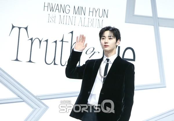 황민현 '올라운더' 행보 본격화, 솔로 컴백·'이섭의 연애' 물망 - 뉴스 썸네일 이미지